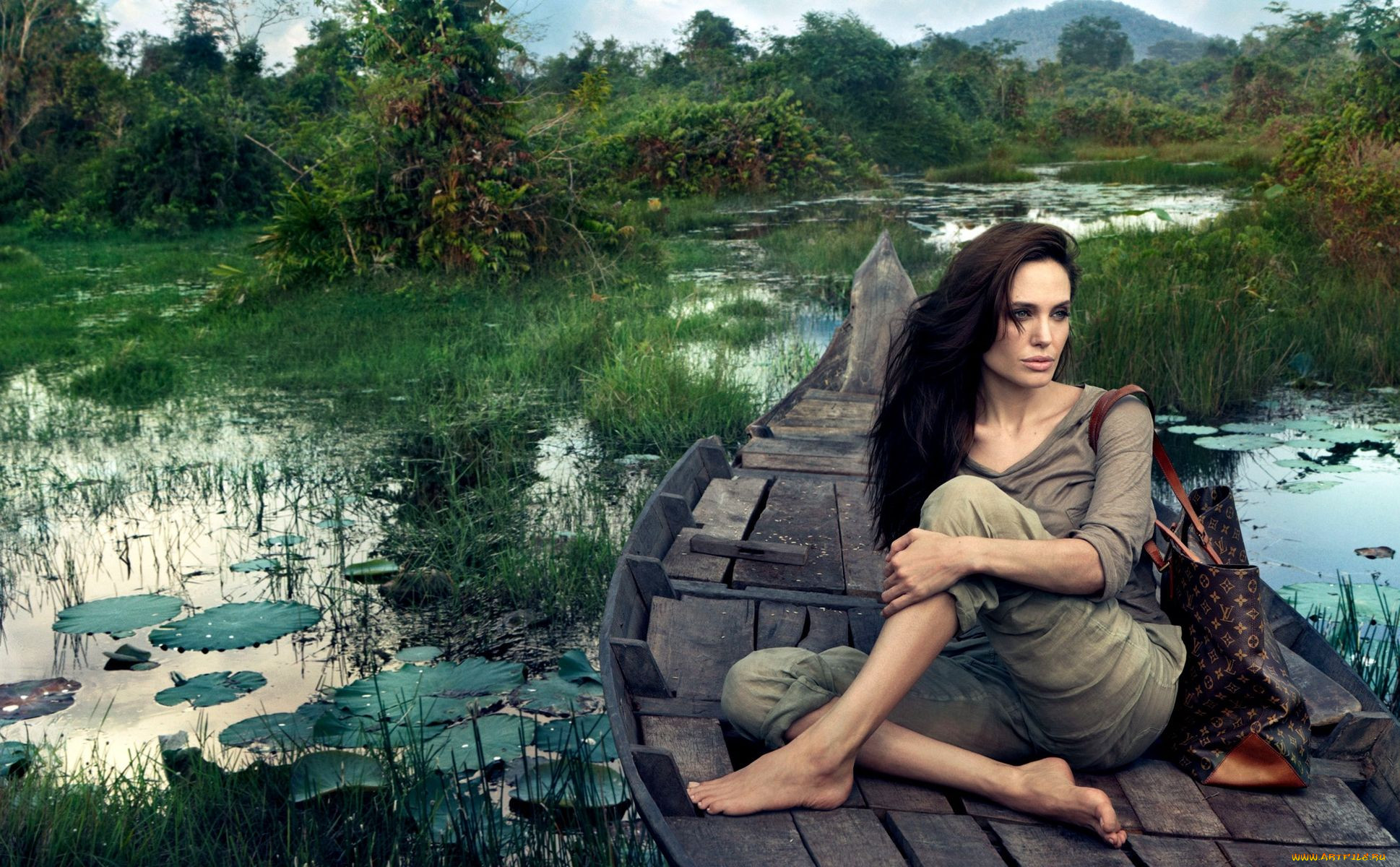 Angelina Jolie, 
